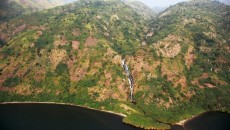 lac Edouard au niveau du parc national des Virunga