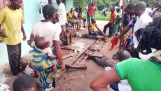 Des rescapés de Yumbi dans un camp des réfugiés improvisé